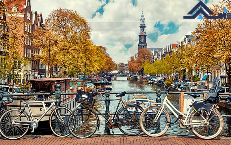 رشته های پولساز در هلند مدیریت گردشگری در هلند